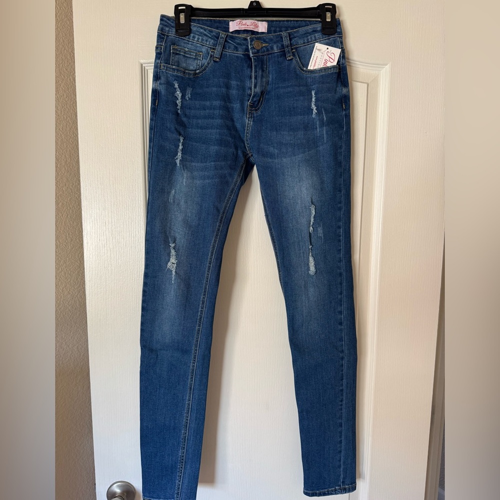 Pink Lily Distressed Skinny Jeans